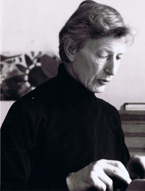 peter typing 1970s